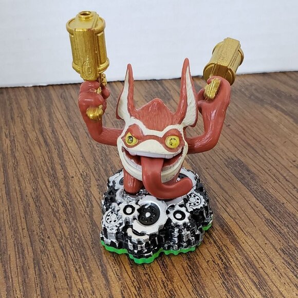 Skylanders Spyro's Adventure Character Figure: TRIGGER HAPPY - Picture 1 of 5